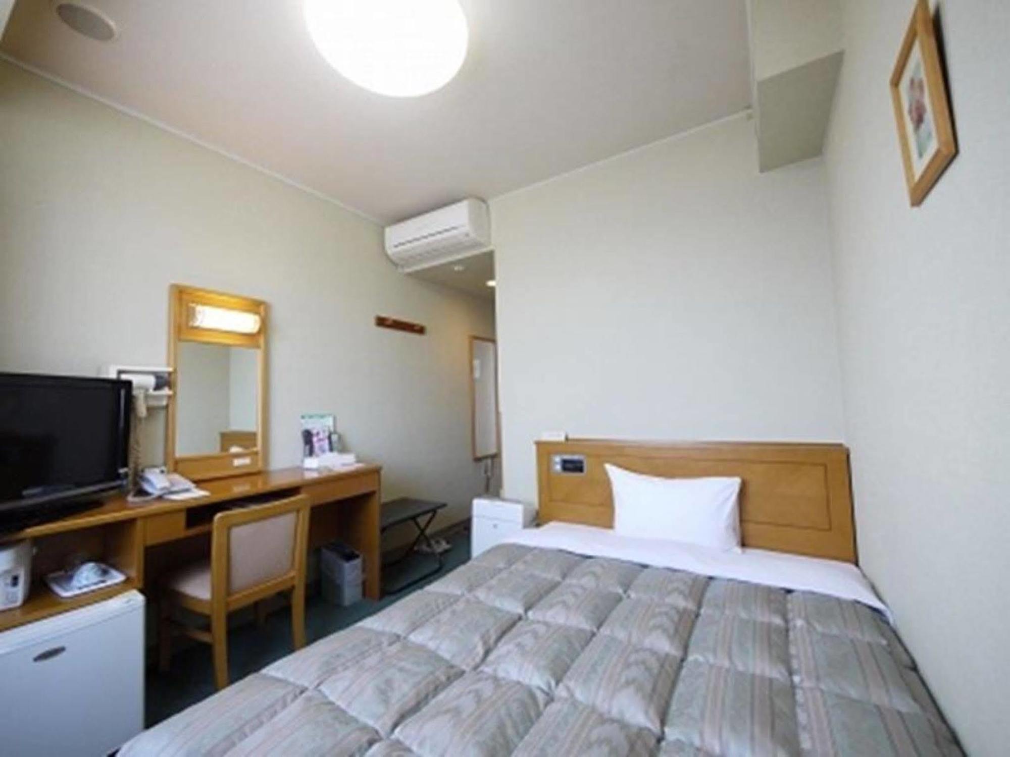 Hotel Route-Inn Tokoname Ekimae Zewnętrze zdjęcie